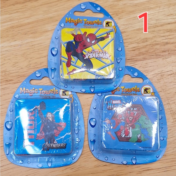 Different Marvel Heroes Magic Pop Up Towel Wash Cloths - Picture 1 of 5